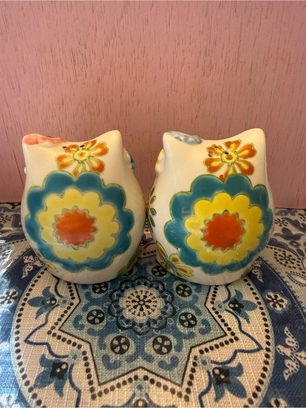 Vintage Cute Ceramic Owl Salt and Pepper Shakers - Yellow & Green